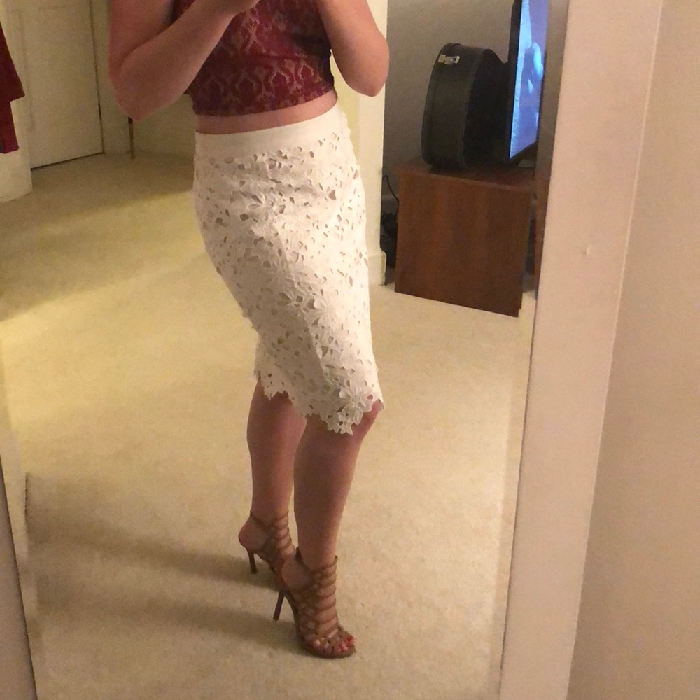 White/cream lace pencil skirt